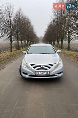 Седан Hyundai Sonata 2010 в Заре