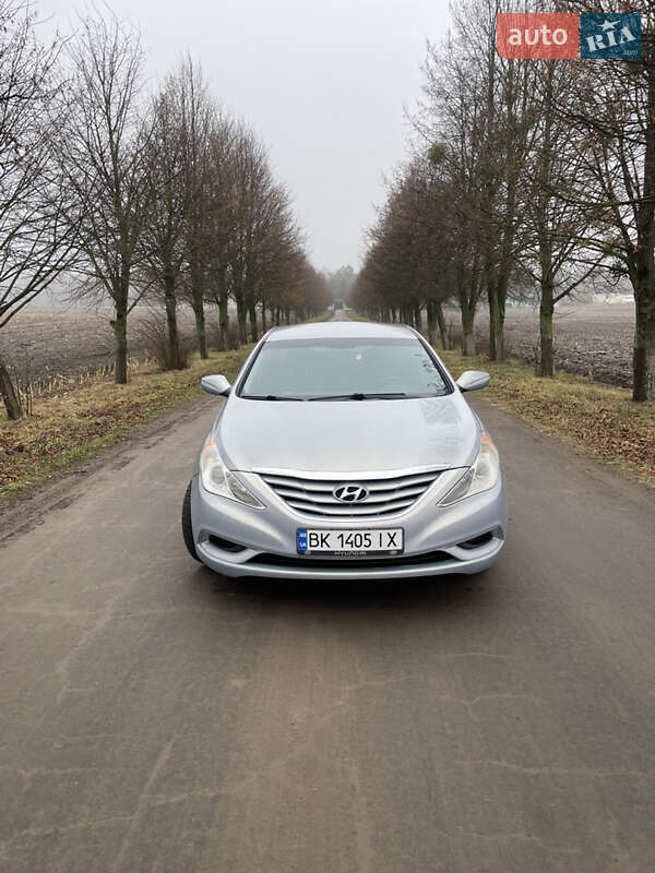 Hyundai Sonata 2010
