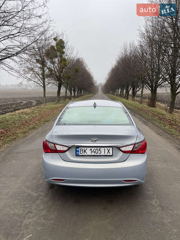 Седан Hyundai Sonata 2010 в Заре фото 11 Седан Hyundai Sonata 2010 в Заре