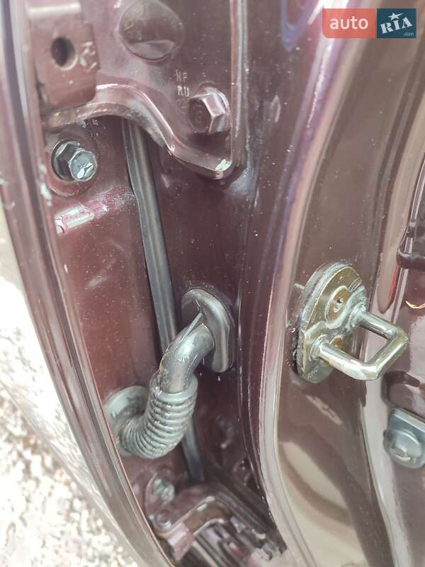 Седан Hyundai Sonata 2006 в Драбове