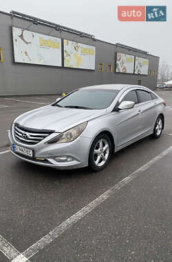 Седан Hyundai Sonata 2013 в Гатне