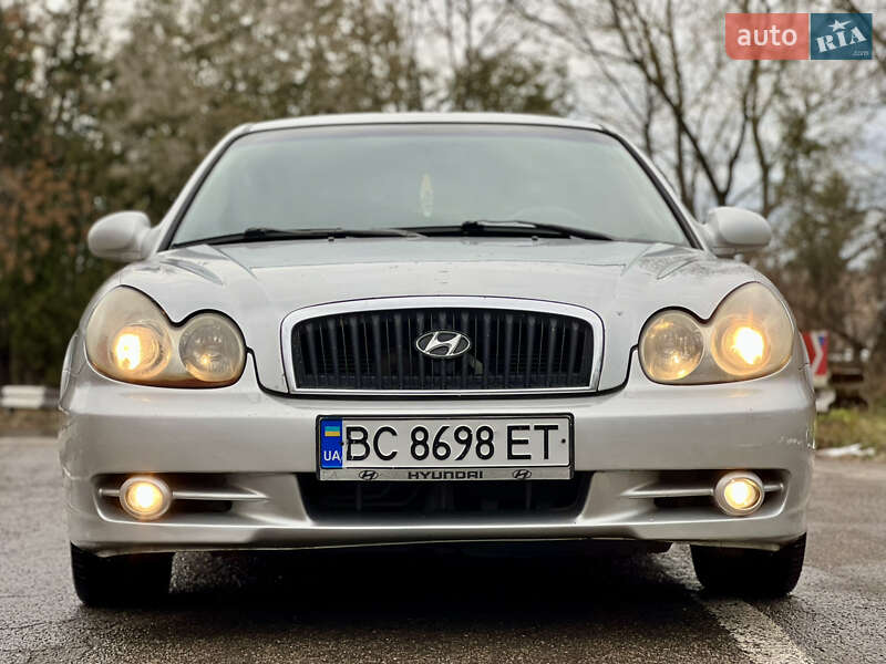 Седан Hyundai Sonata 2002 в Львові