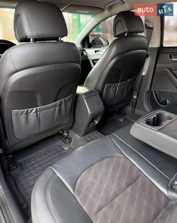 Седан Hyundai Sonata 2015 в Днепре