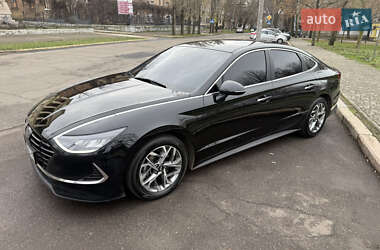 Седан Hyundai Sonata 2019 в Николаеве