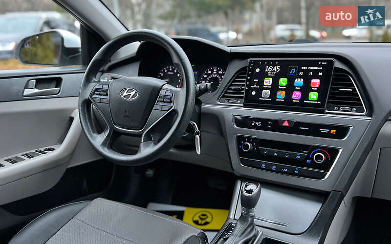Седан Hyundai Sonata 2016 в Львове