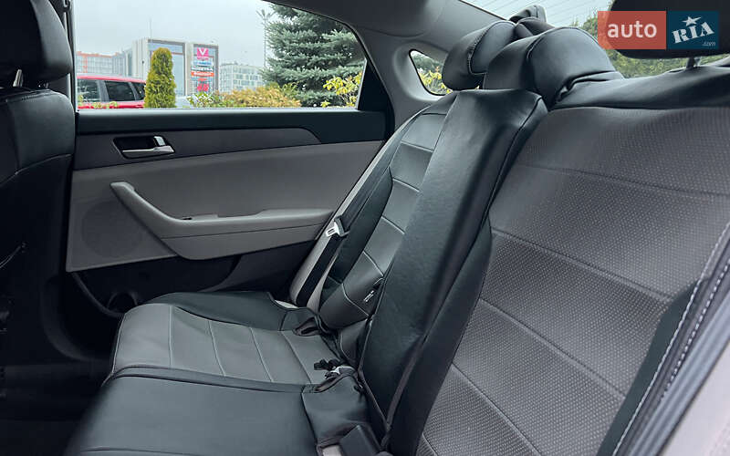 Седан Hyundai Sonata 2016 в Львове