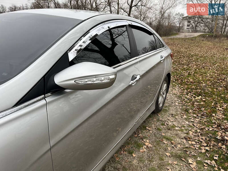 Седан Hyundai Sonata 2013 в Днепре