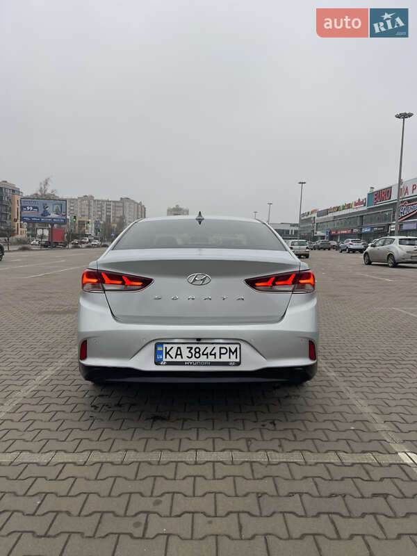 Седан Hyundai Sonata 2017 в Киеве