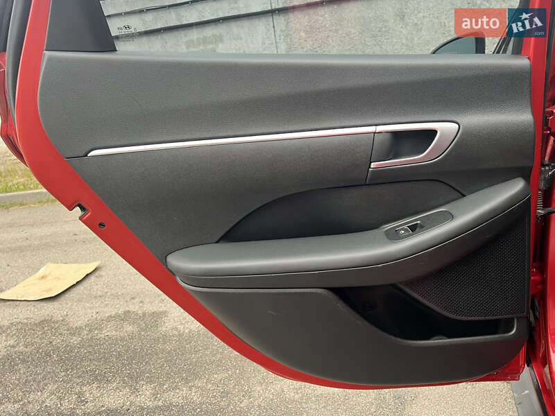 Седан Hyundai Sonata 2021 в Києві фото 23 Седан Hyundai Sonata 2021 в Києві