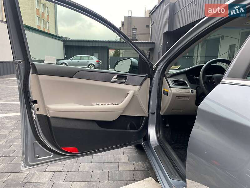 Седан Hyundai Sonata 2017 в Ровно