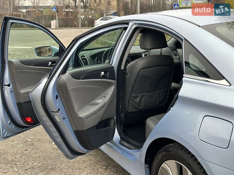 Седан Hyundai Sonata 2013 в Києві фото 12 Седан Hyundai Sonata 2013 в Києві