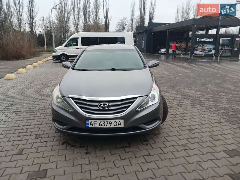 Hyundai Sonata 2012