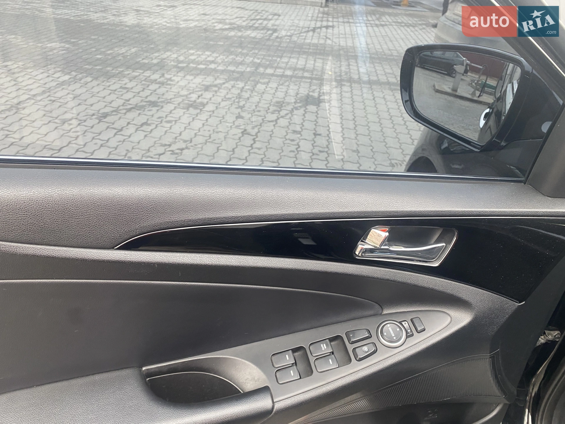 2010 Hyundai Sonata - мініатюра 20