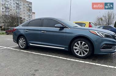Седан Hyundai Sonata 2016 в Южному