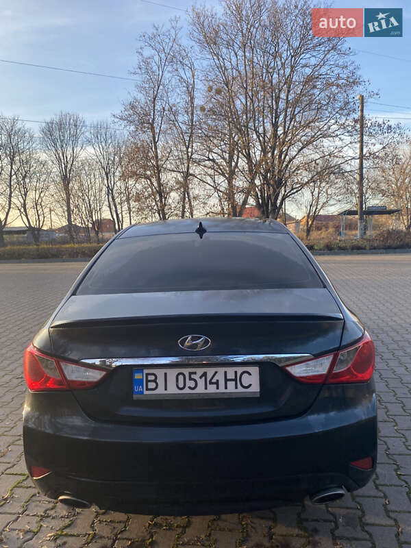 Седан Hyundai Sonata 2014 в Миргороді