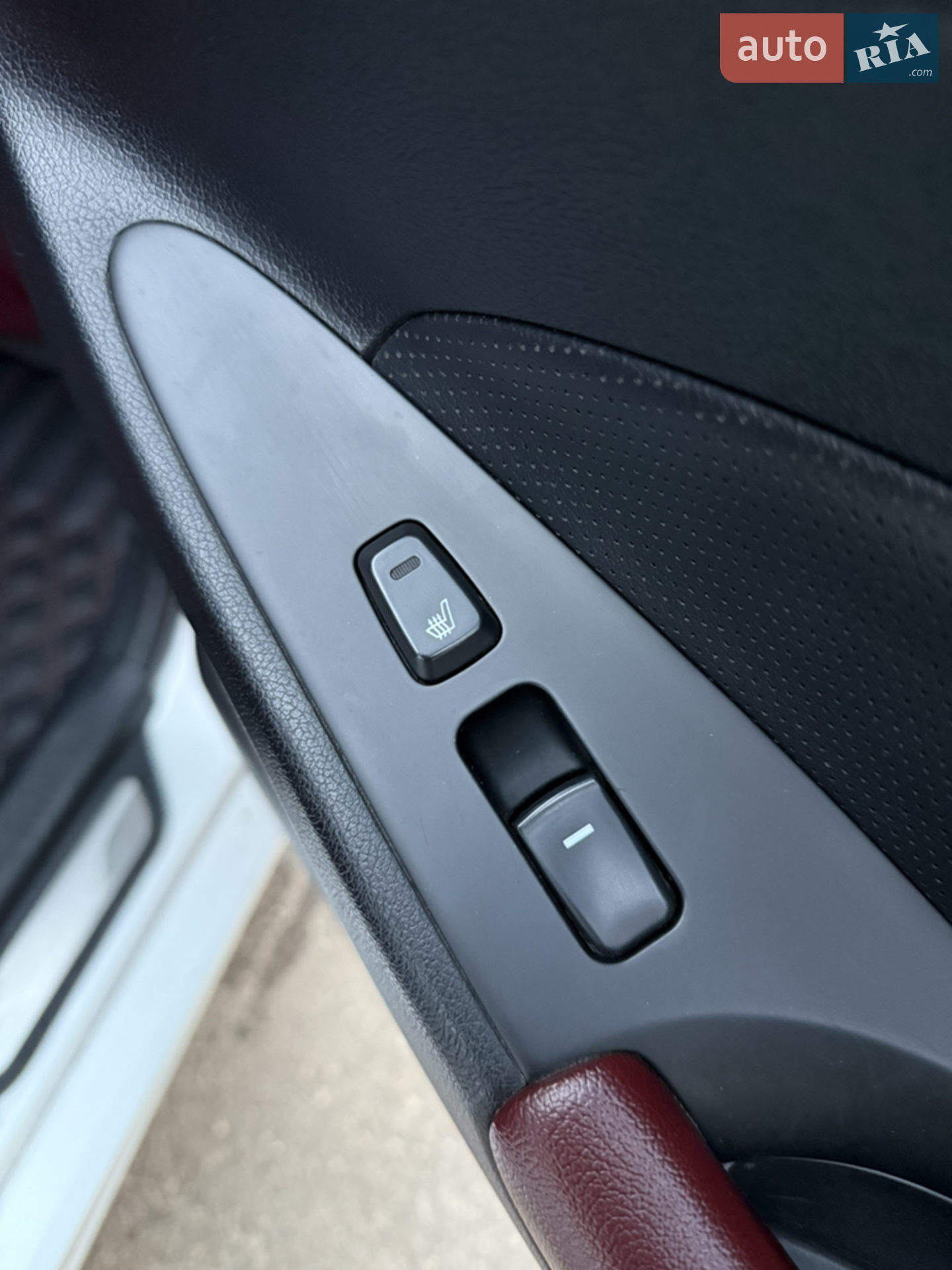 2011 Hyundai Sonata - мініатюра 30