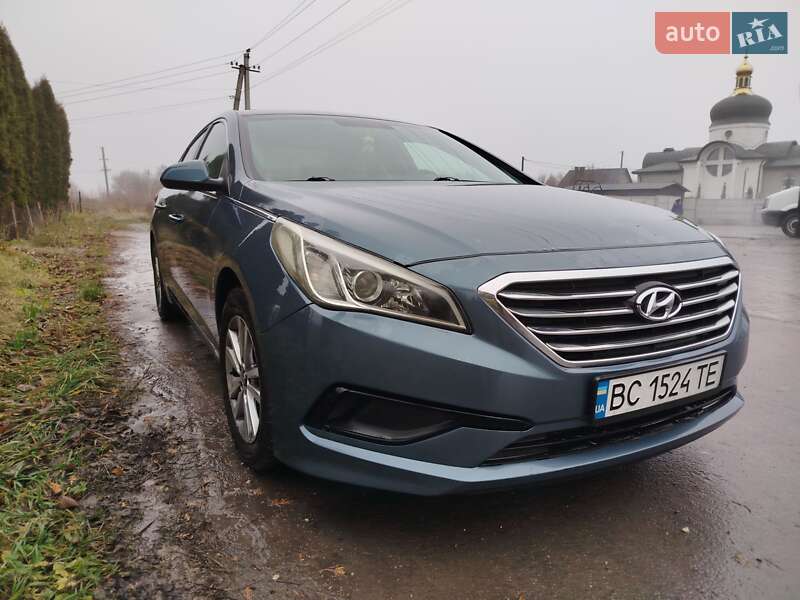 Седан Hyundai Sonata 2016 в Почаеве