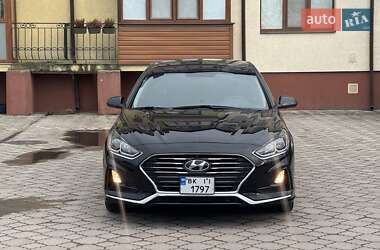 Седан Hyundai Sonata 2019 в Рівному