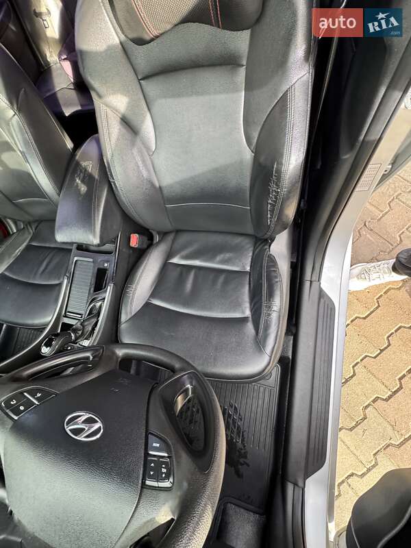 Седан Hyundai Sonata 2013 в Одесі