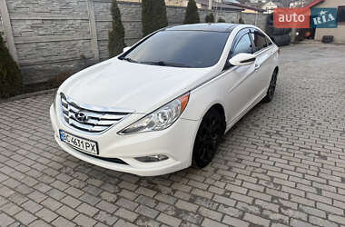 Седан Hyundai Sonata 2012 в Львові