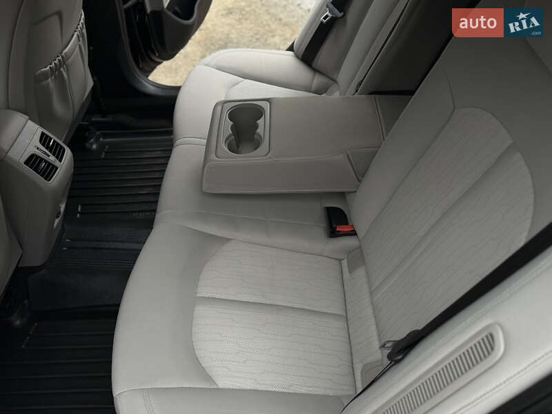 Седан Hyundai Sonata 2015 в Вінниці