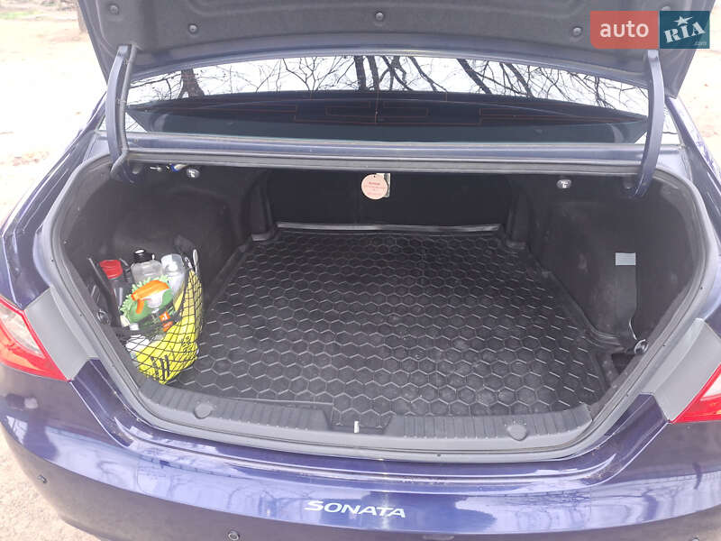 Седан Hyundai Sonata 2012 в Николаеве