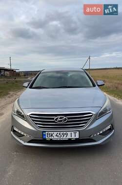 Седан Hyundai Sonata 2015 в Володимирці