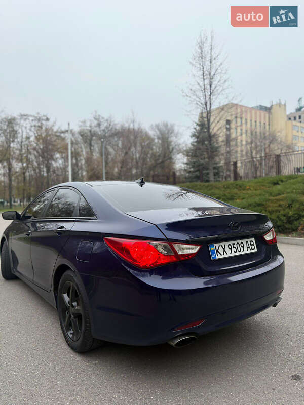 Седан Hyundai Sonata 2011 в Песочине