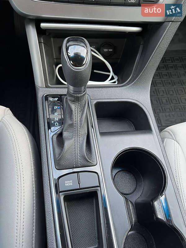 Седан Hyundai Sonata 2015 в Вінниці