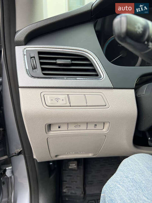 Седан Hyundai Sonata 2015 в Вінниці