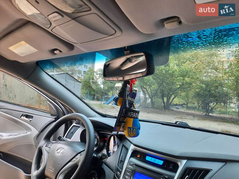Седан Hyundai Sonata 2012 в Дніпрі