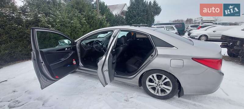 Седан Hyundai Sonata 2010 в Чемеровцах