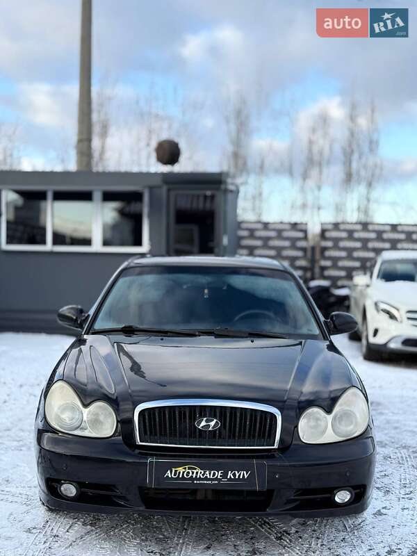 Седан Hyundai Sonata 2004 в Киеве