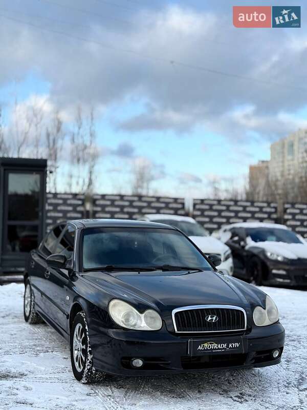 Седан Hyundai Sonata 2004 в Киеве