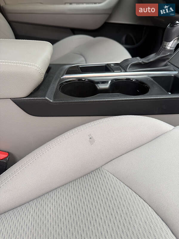 Седан Hyundai Sonata 2015 в Киеве