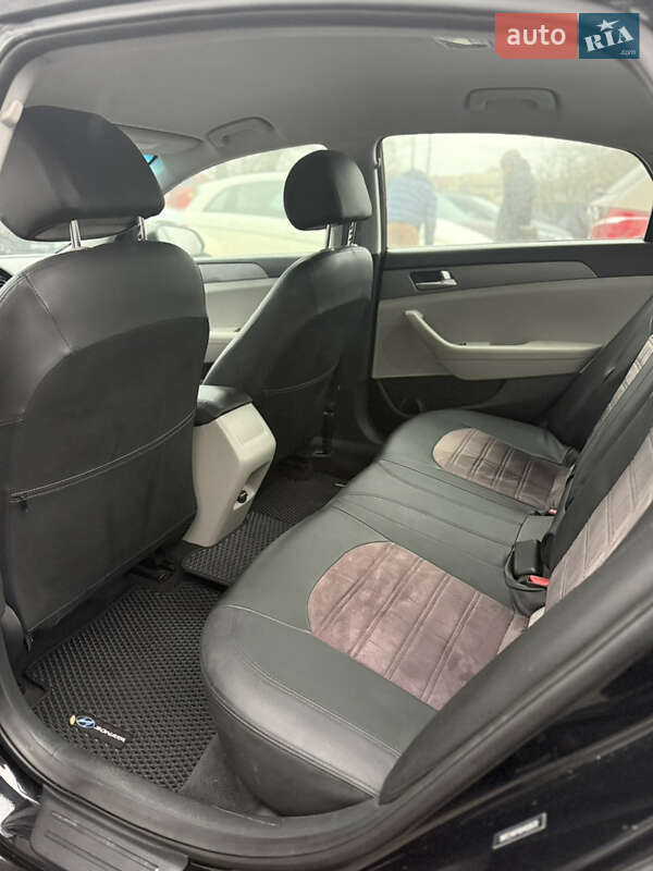 Седан Hyundai Sonata 2016 в Измаиле