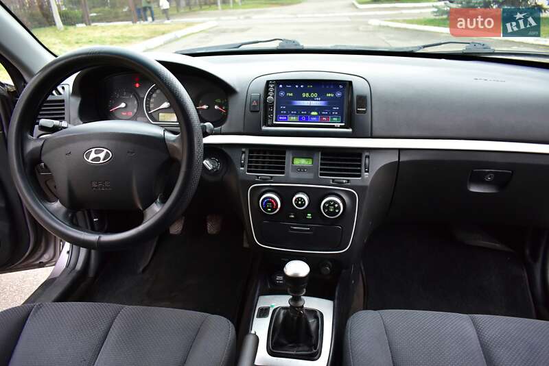 Седан Hyundai Sonata 2006 в Киеве