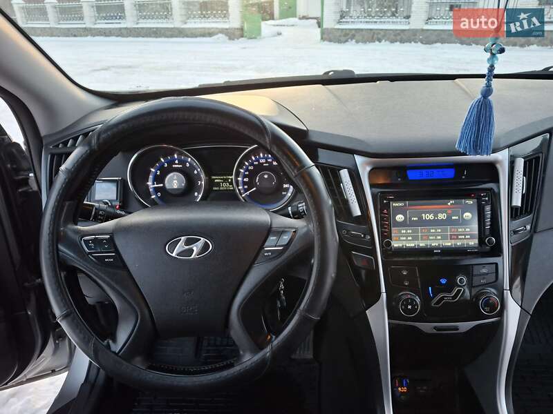 Седан Hyundai Sonata 2010 в Полтаві