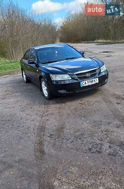 Седан Hyundai Sonata 2005 в Чигирине