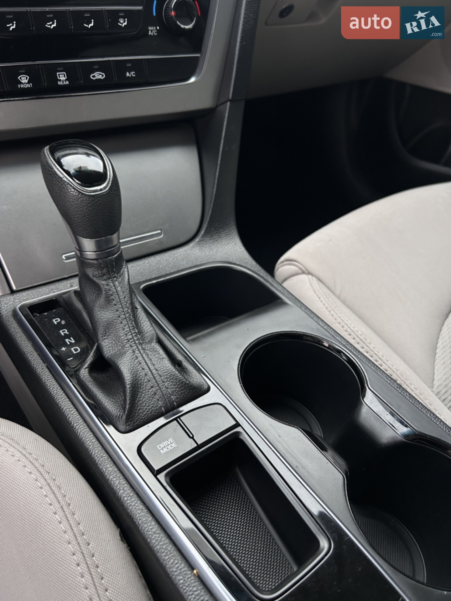 2014 Hyundai Sonata - мініатюра 9