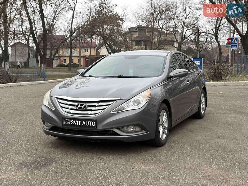 Hyundai Sonata 2012