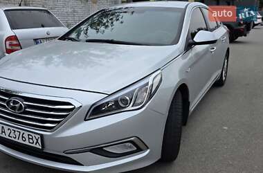 Седан Hyundai Sonata 2016 в Киеве