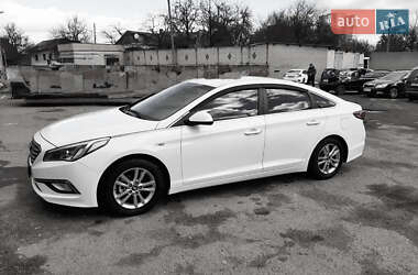 Седан Hyundai Sonata 2015 в Чернигове