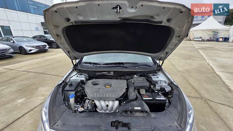 Седан Hyundai Sonata 2017 в Киеве