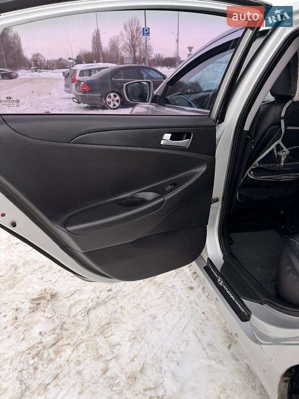 Седан Hyundai Sonata 2014 в Виннице