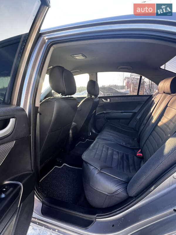 Седан Hyundai Sonata 2006 в Львове фото 8 Седан Hyundai Sonata 2006 в Львове