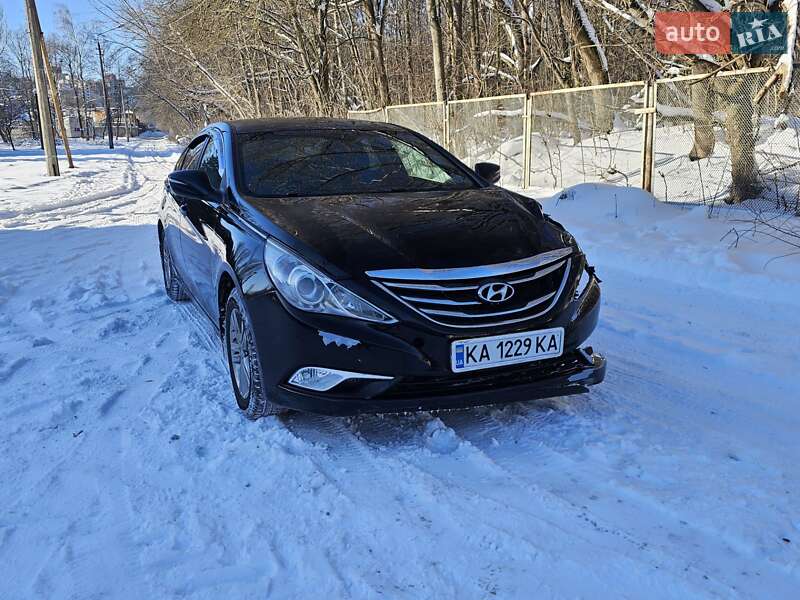 Hyundai Sonata 2013