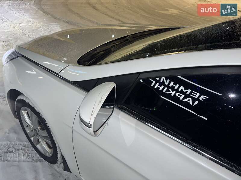 Седан Hyundai Sonata 2011 в Києві