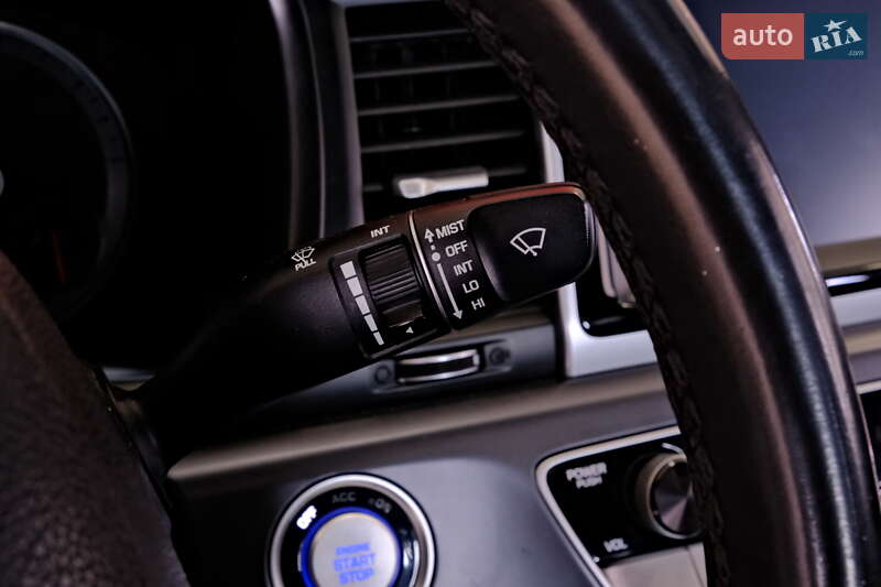 Седан Hyundai Sonata 2017 в Одессе