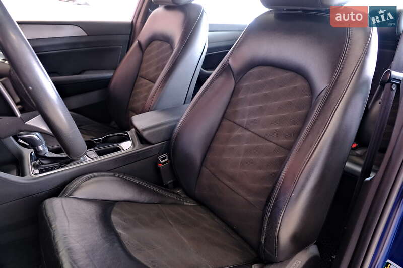 Седан Hyundai Sonata 2017 в Одессе